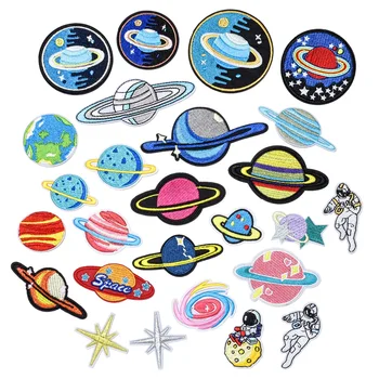 26Pcs Kosmosā Astronauti Gludināšanas Izšuvumi Plāksteris Piešūt DIY Bērnu Apģērbs Vestes Uzlīmes Appliques T Krekls, cepure, Nozīmīte